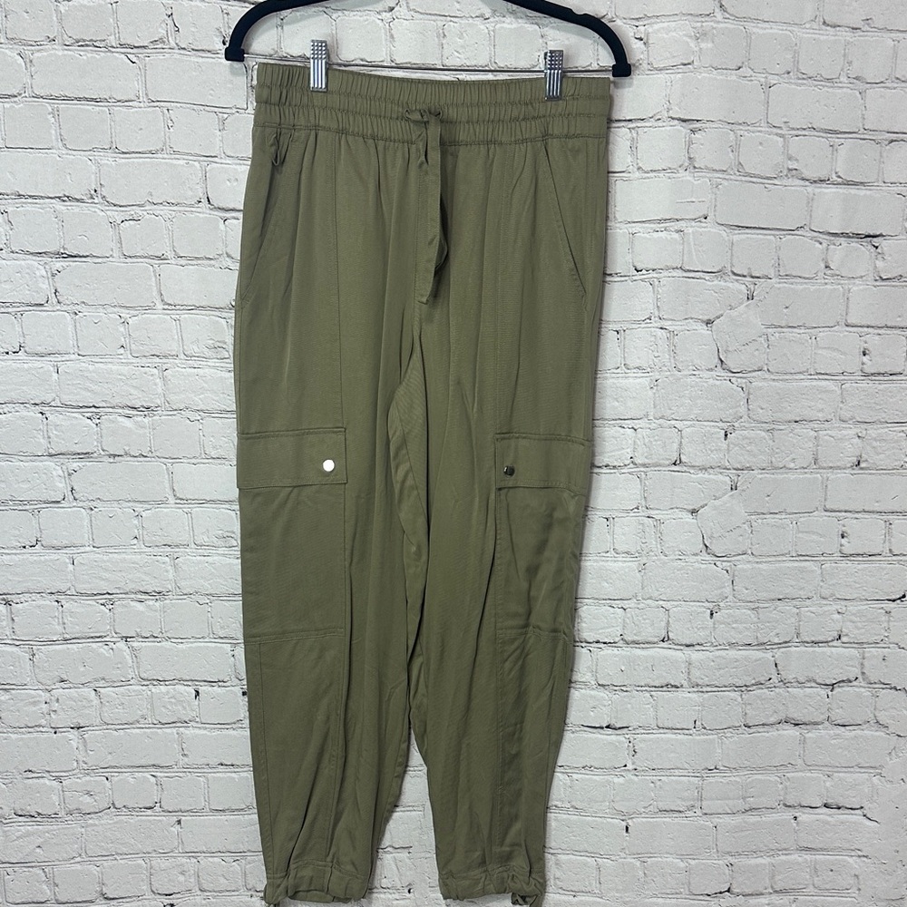 Athleta Tencel Olive Green Cargo Jogger Pants Women’s S Small